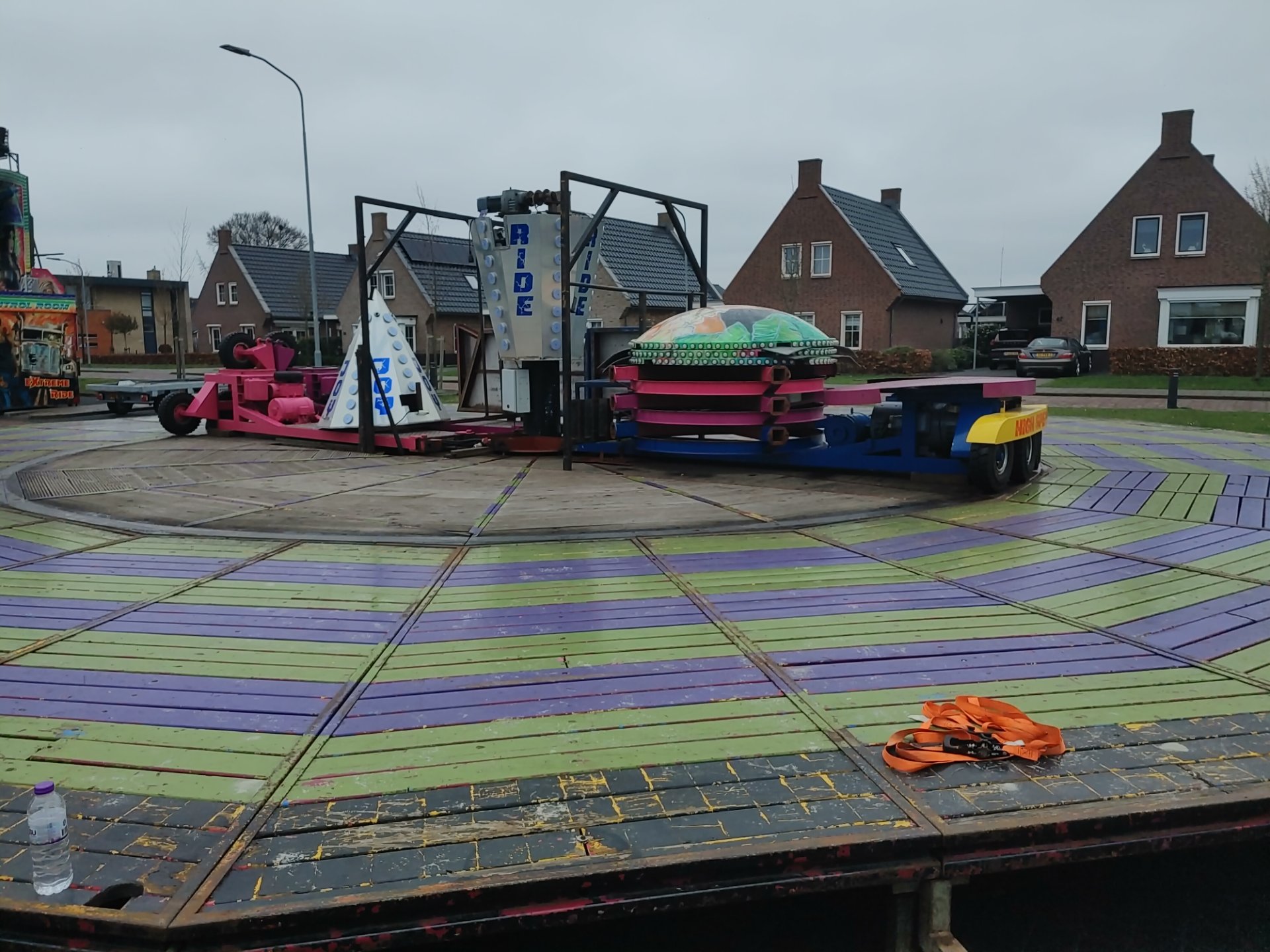 Klazienaveen Opbouw