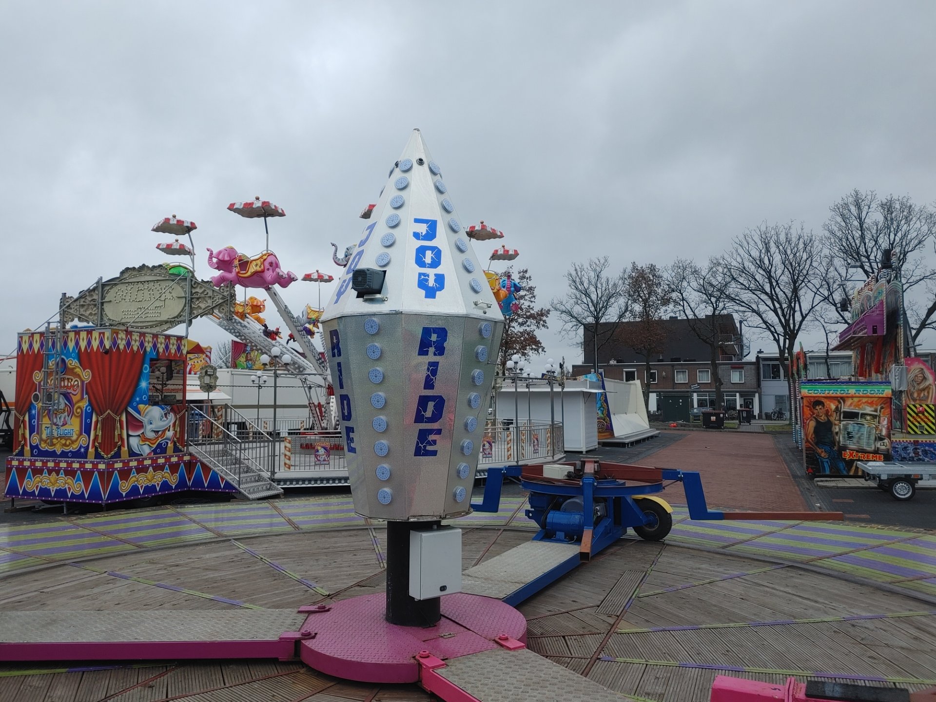 Klazienaveen Opbouw