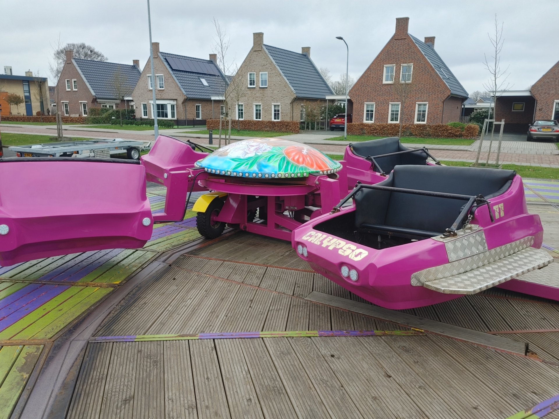 Klazienaveen Opbouw
