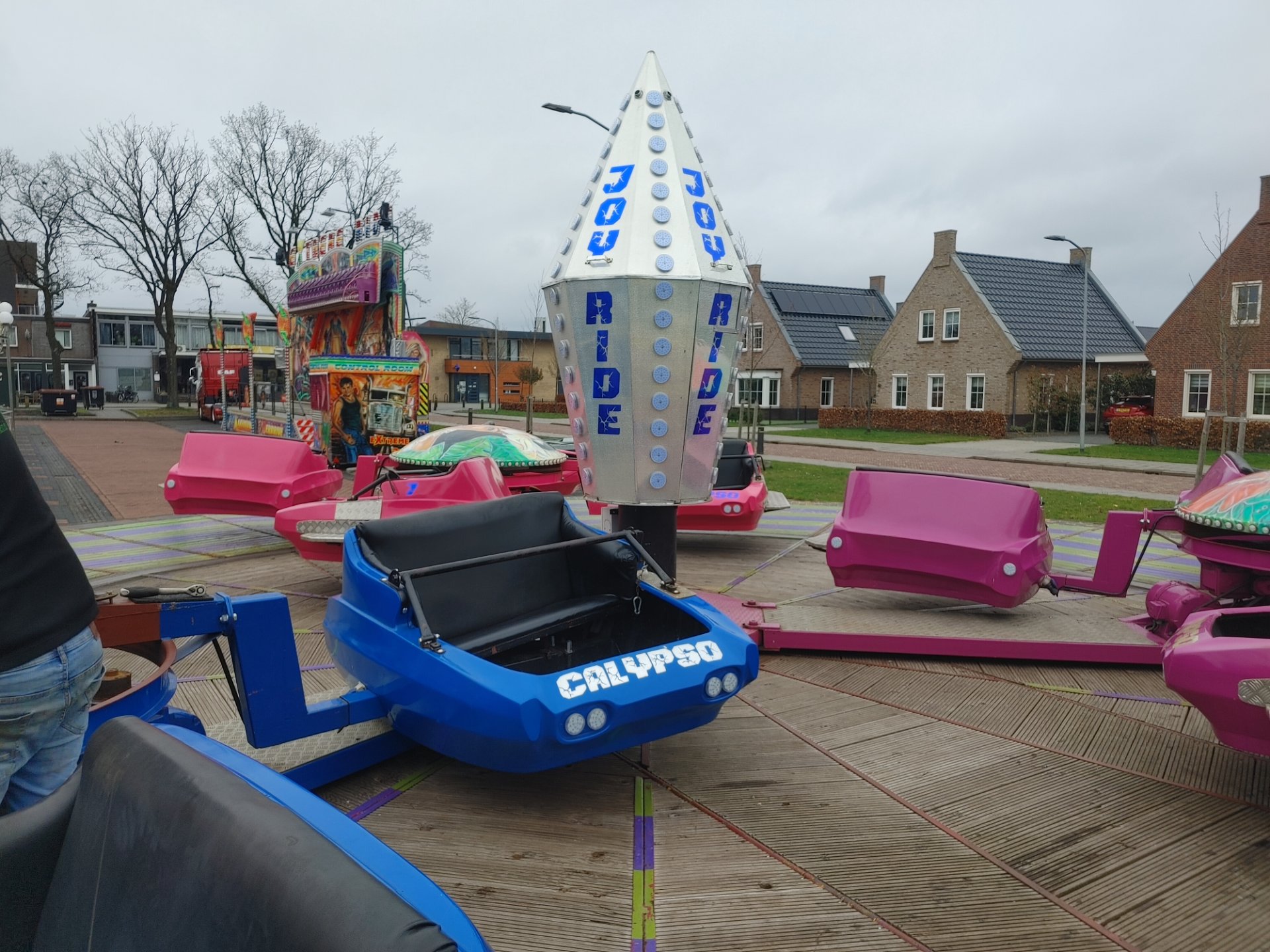 Klazienaveen Opbouw
