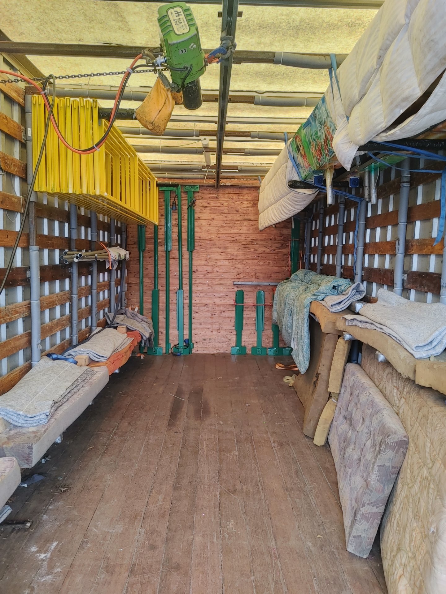 Klazienaveen Opbouw