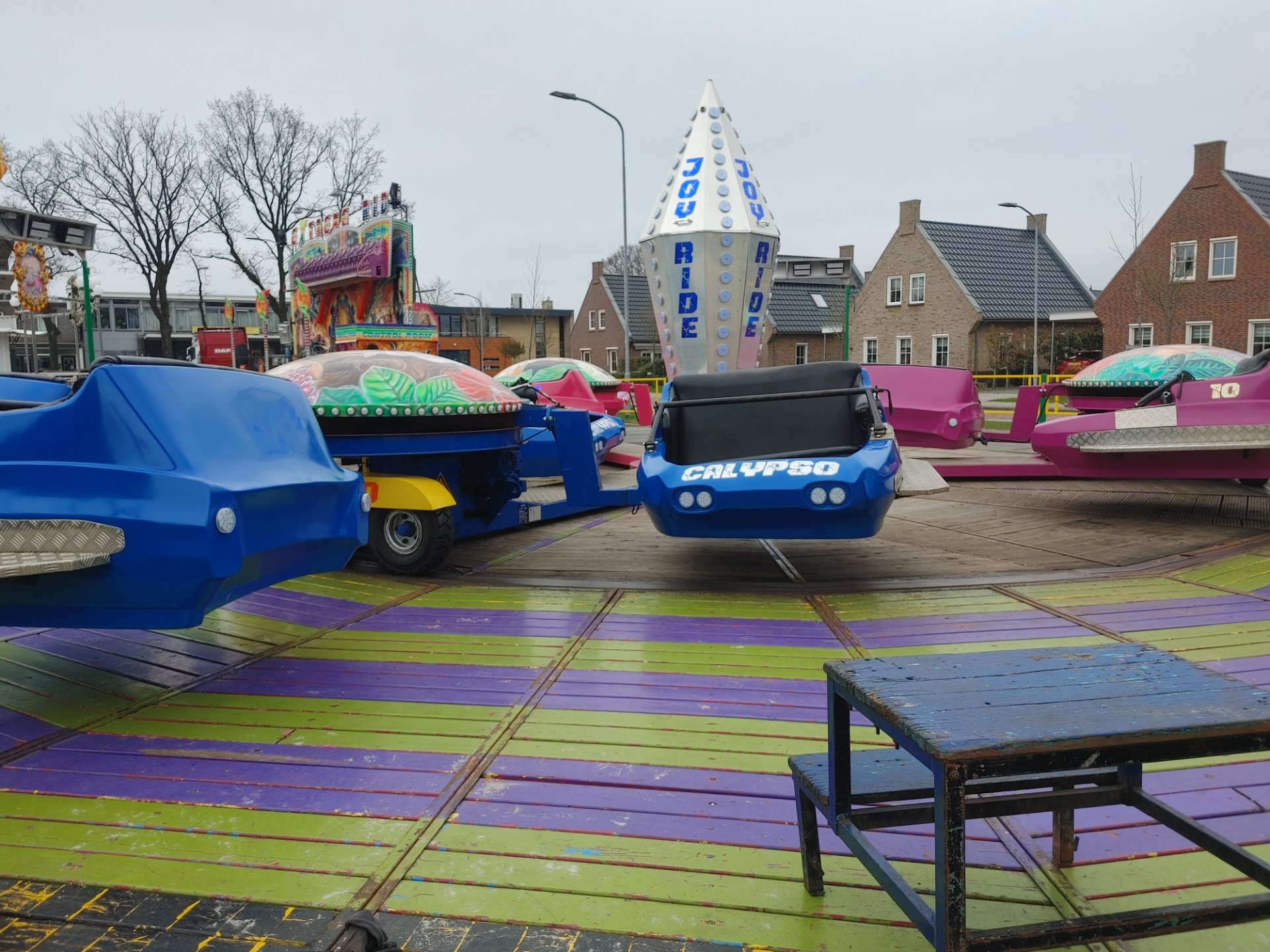 Klazienaveen Opbouw